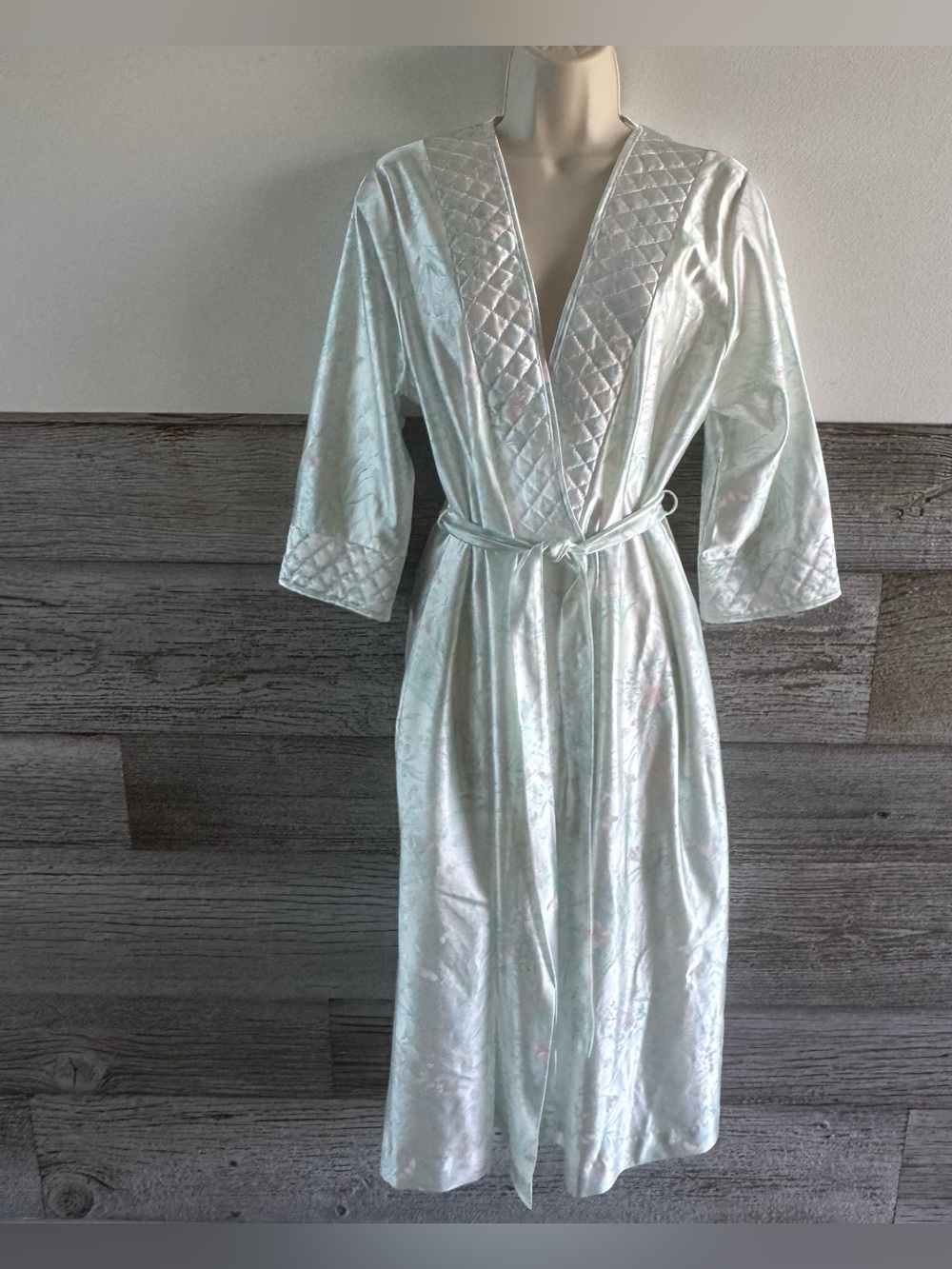 Vintage Sears Pastel Floral Satin Robe Medium 12-14 USA Quilted Trim (G1)